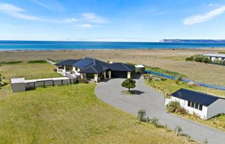 37 Ocean View Crescent, Rarangi