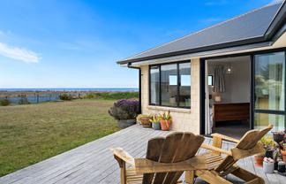 37 Ocean View Crescent, Rarangi