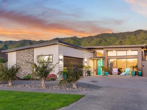 80 Waipunahau Road, Waikanae