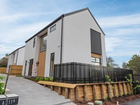 119 Garlands Road, Hillsborough