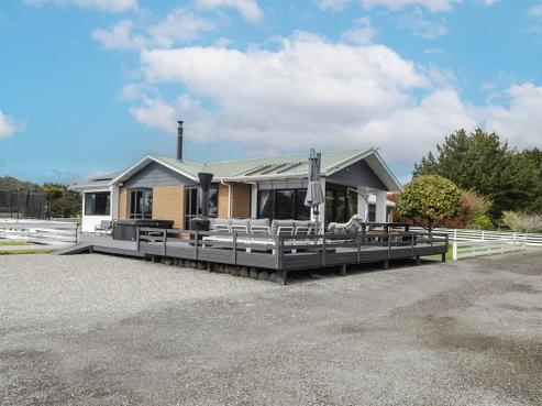 27 COOPER Road, Gladstone
