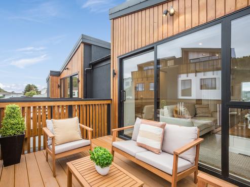 10 Stockden Place, Karori