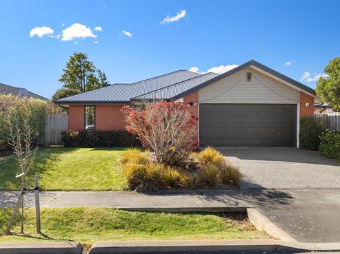 16 Waimarie Street, Pegasus