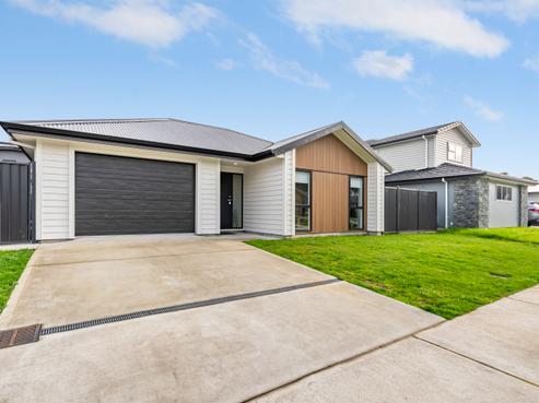 34 Castletown Street, Trentham