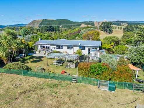 141 State Highway 1, Otaki