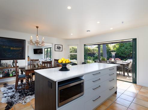 2/96 Nile Street, Nelson City