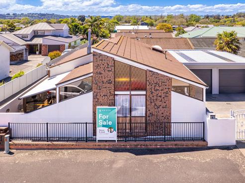 6 Campbell Street, Whanganui Central