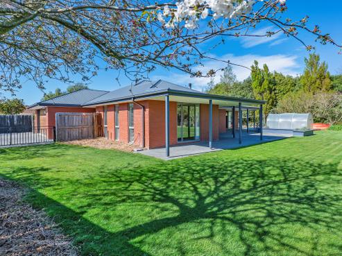 4 Perrin Place, Darfield