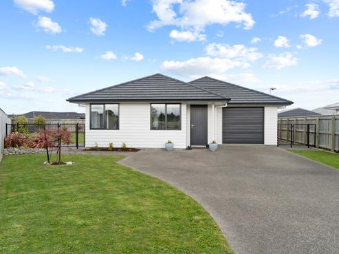 6 Mitre Way, Solway