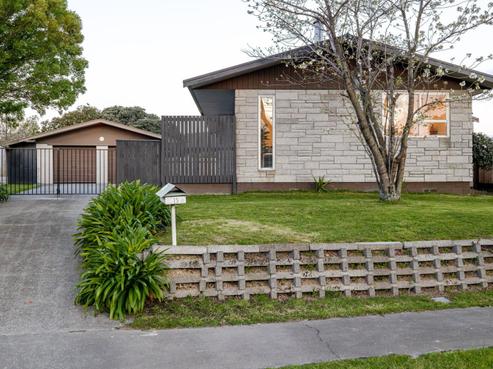 15 Kaimanawa Street, Kelvin Grove