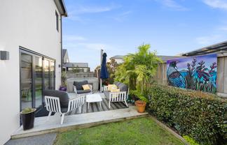 8 Makete Crescent, Hobsonville
