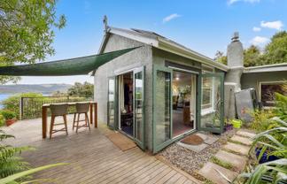 121 Coast Road, Warrington