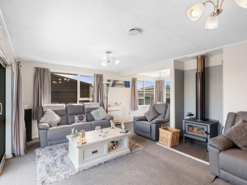 38 Doon Street, Mosgiel