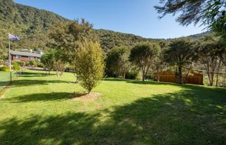 4 Worlds End Road, Tennyson Inlet