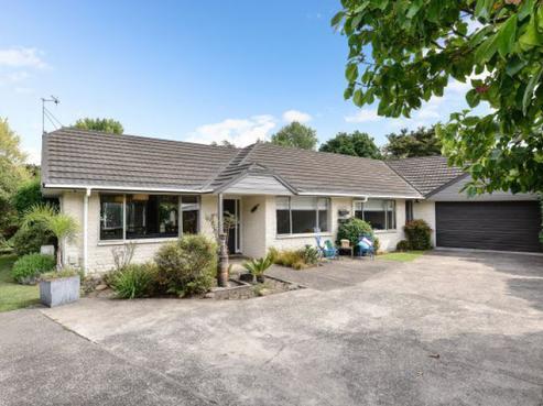 12 Mclaren Place, Chedworth