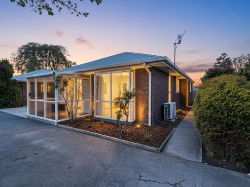 3/8 Peverel Street, Riccarton