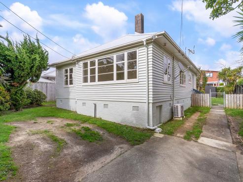 48 Premier Avenue, Point Chevalier