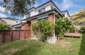 68 Erlestoke Crescent, Churton Park