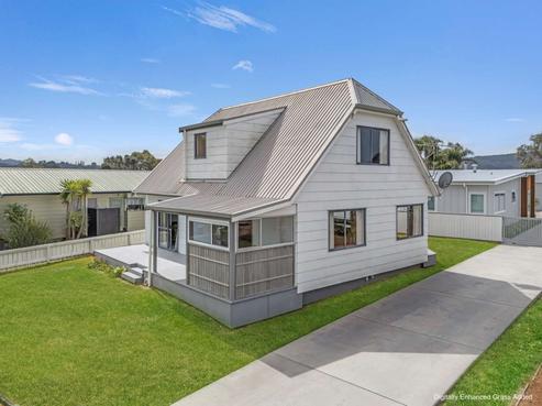202A Ajax Road, Whangamata
