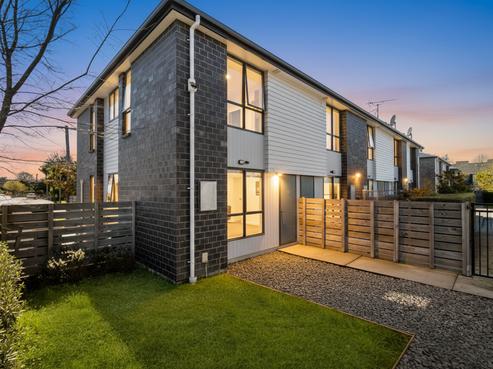 1/14 Buffon Street, Waltham