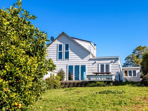 157 Wilma Road, Surfdale