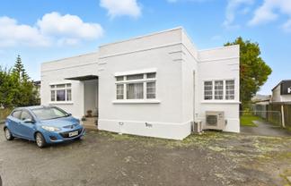 Prime freehold commercial investment