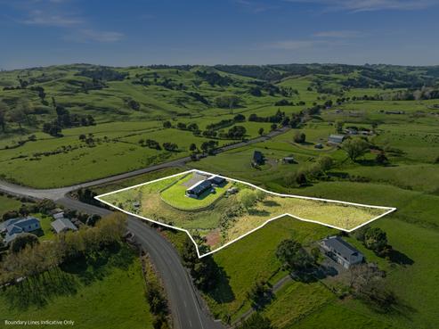 8 Paparoa Road, Mangapai and Surrounds