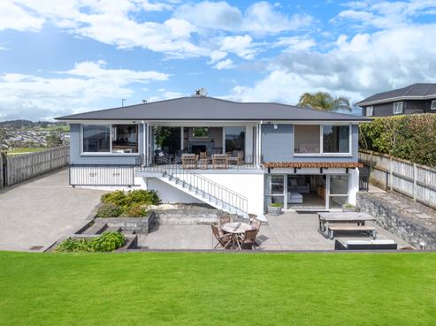 1 Karaka Road, Beachlands