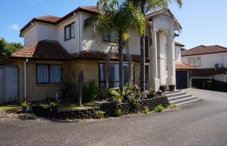 106 Meadowland Drive, Somerville