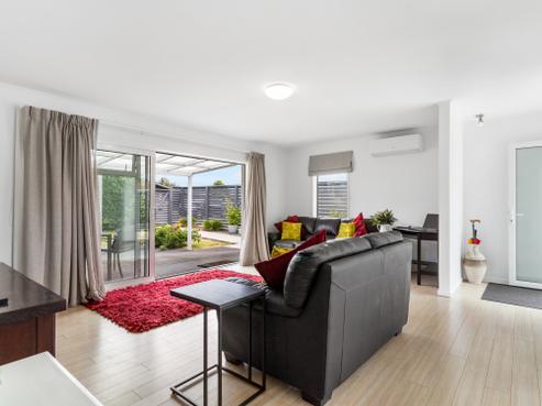 81A Centreway Road, Orewa