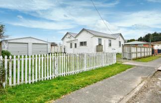 2 Bangor Street, Mataura