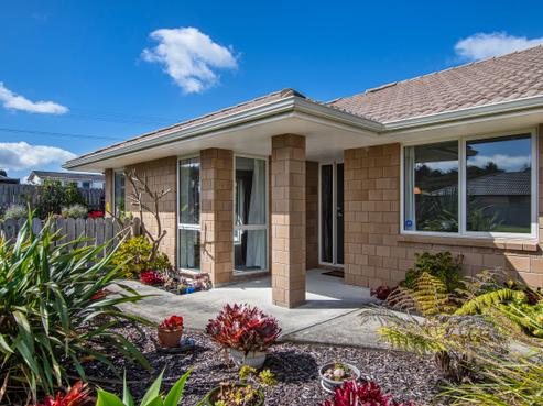 57 North Crest Drive, Onerahi