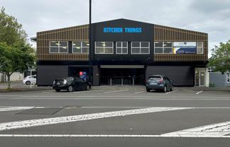 Large scale retail leasing - fringe CBD