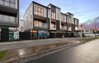 7/10  Scott Road, Hobsonville