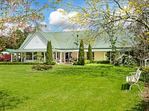 9 Helland Drive, Bombay