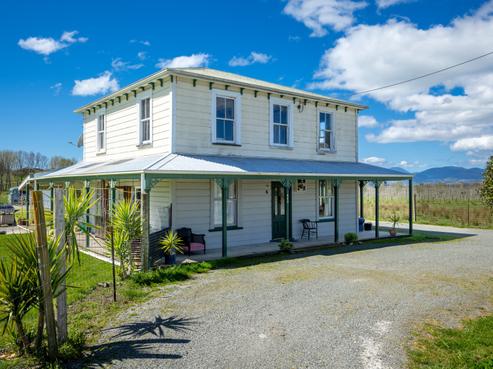 448 Moutere Highway, Redwood Valley