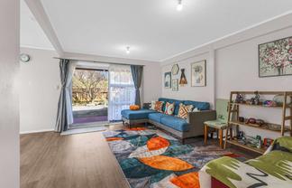 19 Hollydale Grove, Churton Park