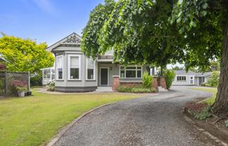 19 Johnson Street, Bulls