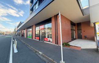 High Exposure on Adelaide Road