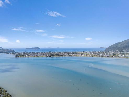 2 Aldermen Lane, Tairua