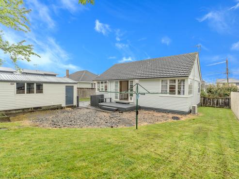 17 Lorne Street, Melville