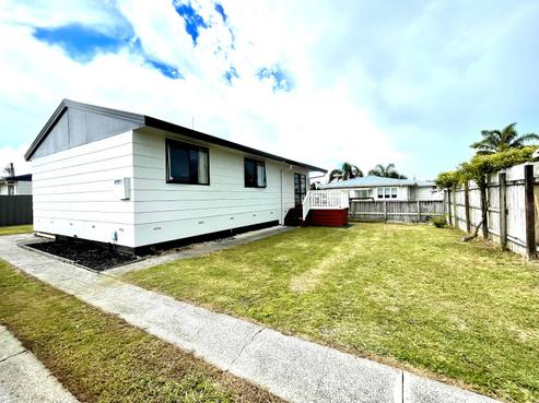 90B Tawa Street, Melville
