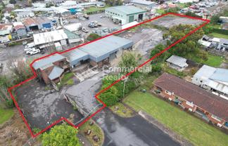 Large Yard With Workshop