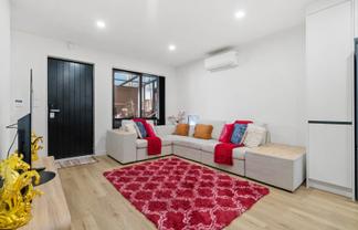 1/19  Calvert Avenue, Mangere East