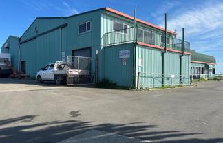 Large Industrial Workshop and Offices