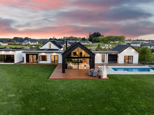 130 Verdeco Boulevard, Lincoln