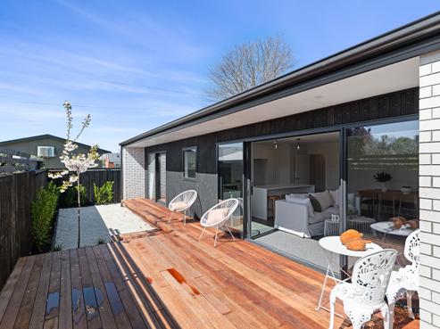 24A Vagues Road, Northcote