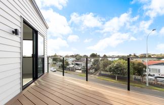 3/130 Rosebank Road, Avondale