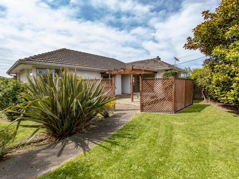 11 Norrie Street, Redwood
