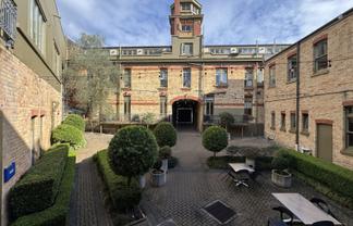 Attractive Office in Elegant Building | For Lease